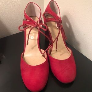 Red unisa heels. Worn once.